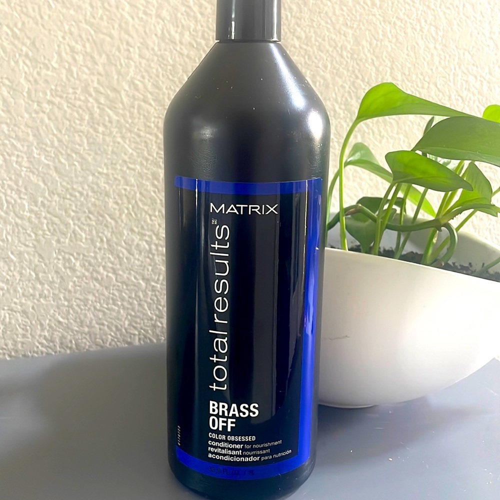 Matrix - Brass Off Conditioner (LITER)